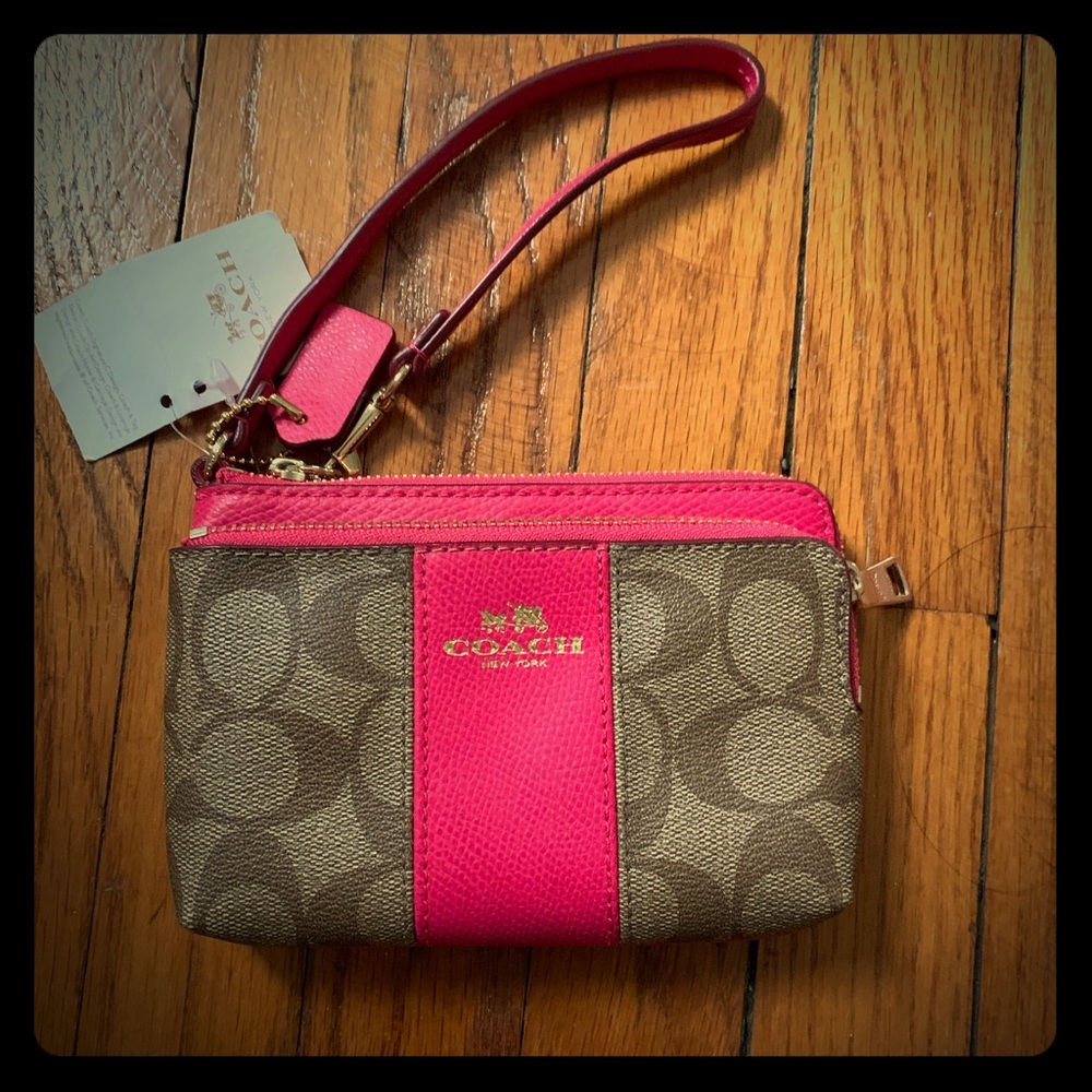 NWT Coach Wristlet